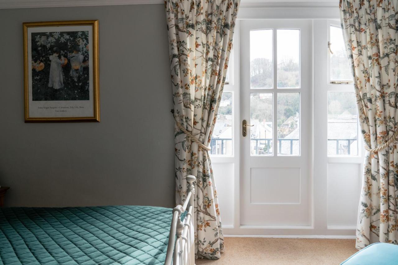 リントン Lee House Bed & Breakfast エクステリア 写真
