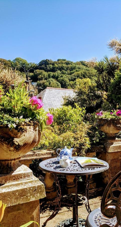 リントン Lee House Bed & Breakfast エクステリア 写真